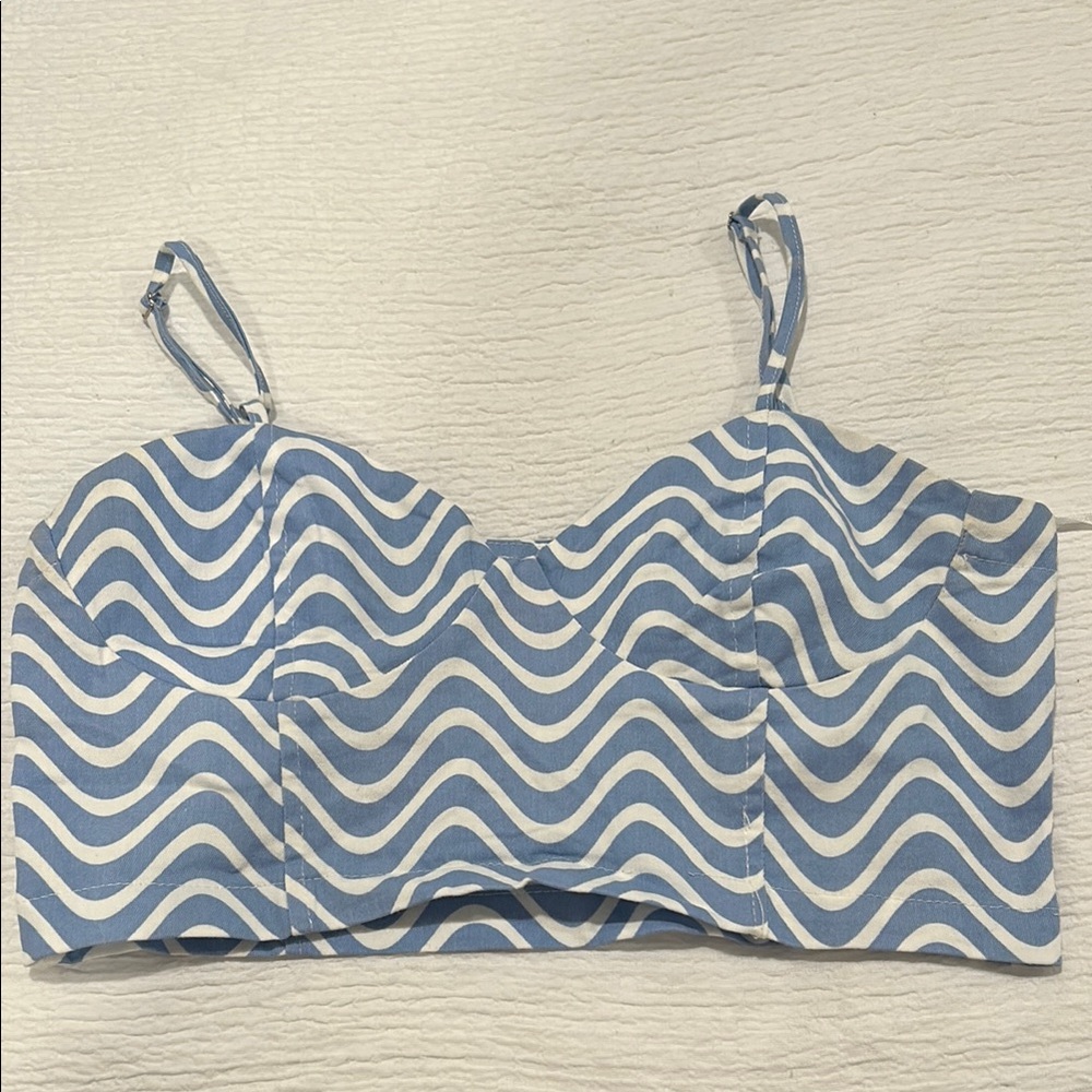 Blue and White Wave Pattern Crop Top